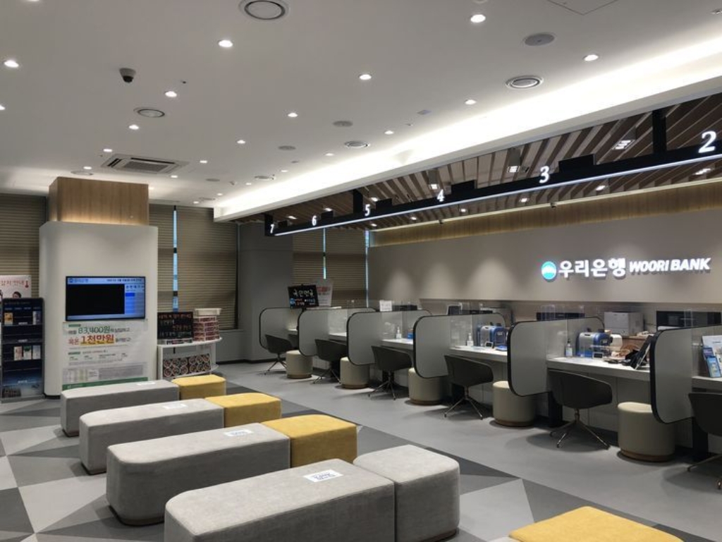 premium bank account fee hikes
